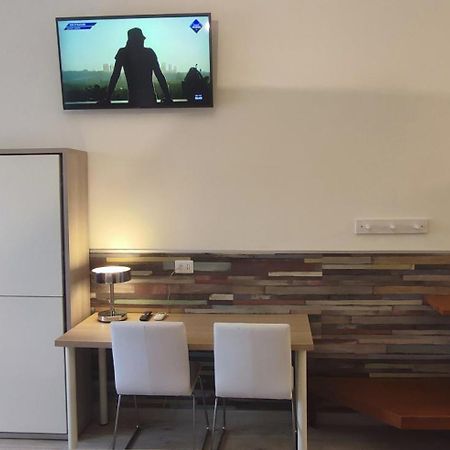 Hotel Nitto House Bari Esterno foto