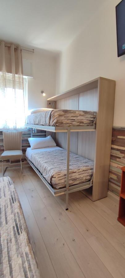 Hotel Nitto House Bari Esterno foto