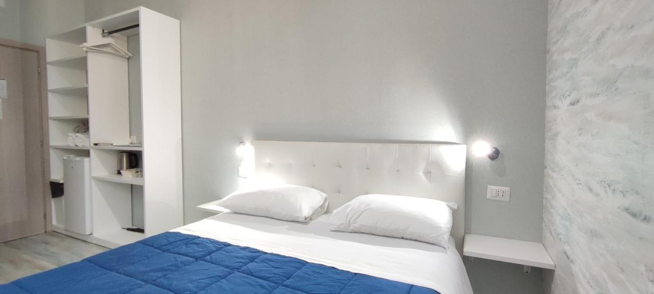 Hotel Nitto House Bari Esterno foto