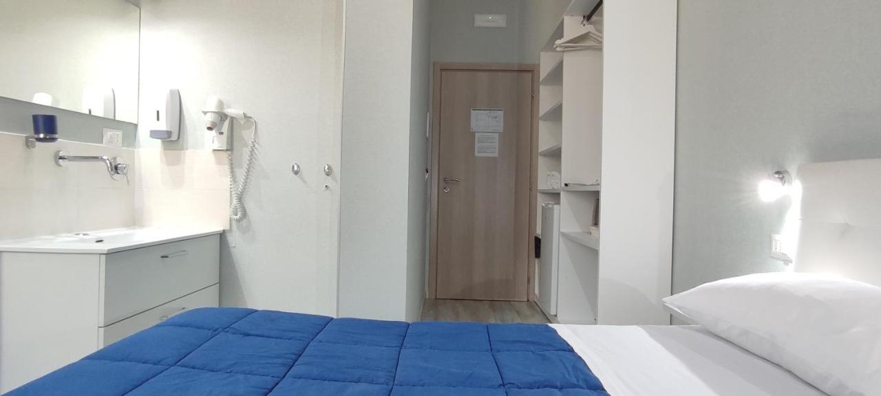Hotel Nitto House Bari Esterno foto