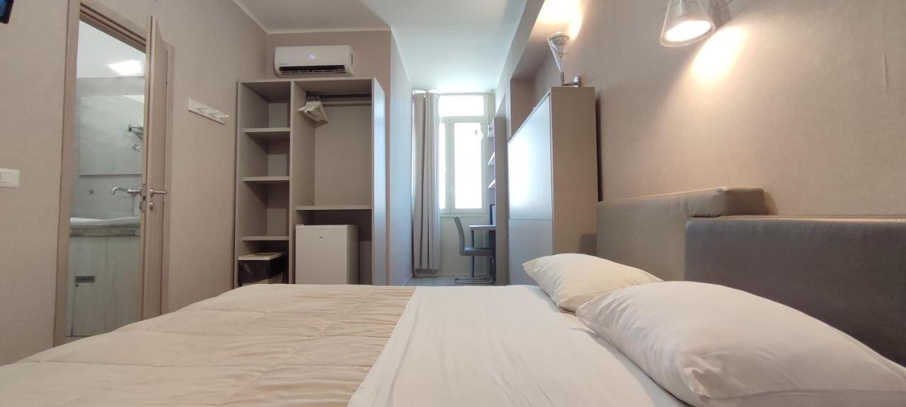 Hotel Nitto House Bari Esterno foto