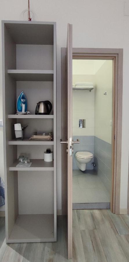 Hotel Nitto House Bari Esterno foto
