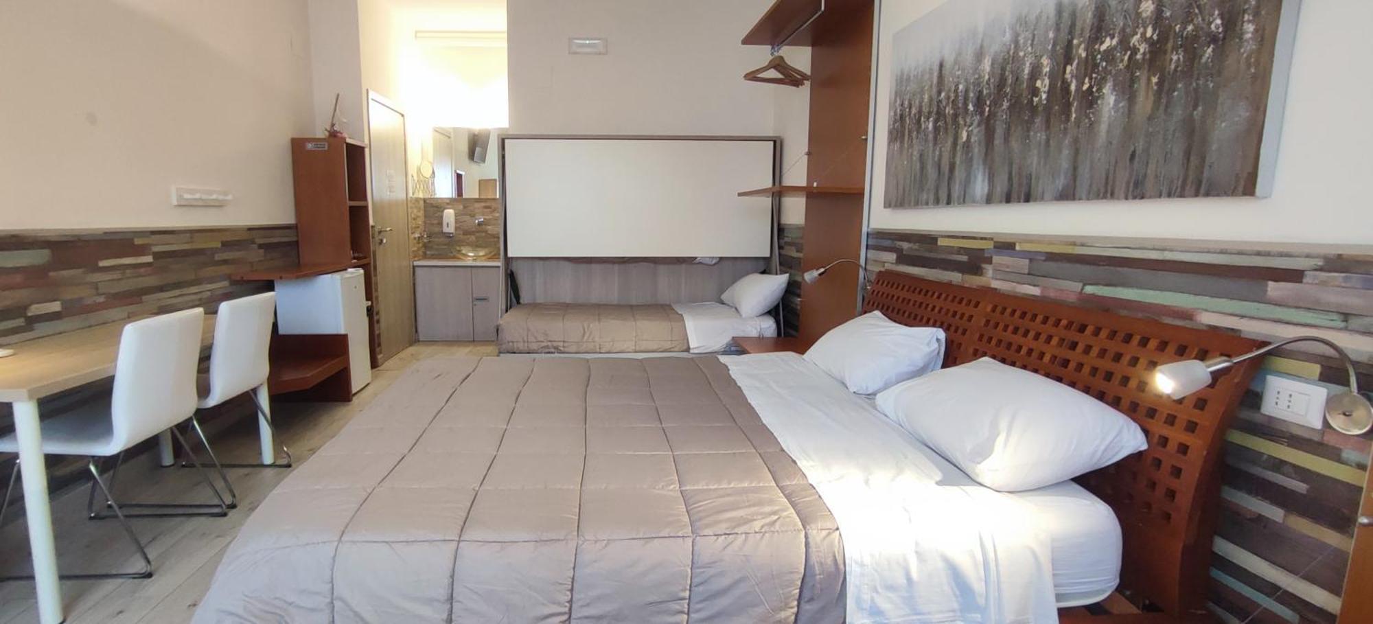 Hotel Nitto House Bari Esterno foto