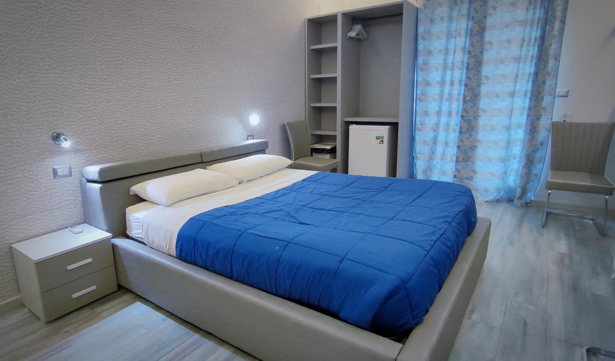 Hotel Nitto House Bari Esterno foto