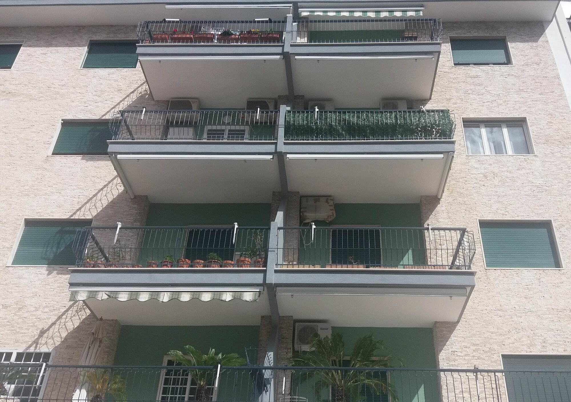 Hotel Nitto House Bari Esterno foto
